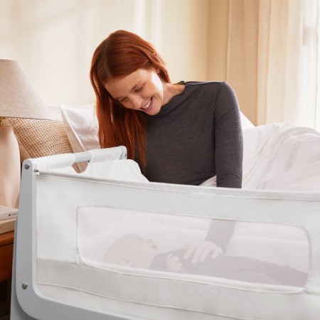 SnuzPod 4 Bedside Crib - In Dove